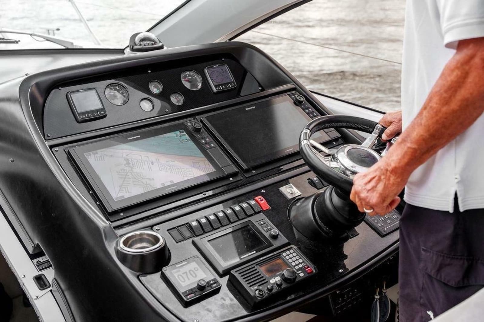 2013 Sunseeker  - Photo 21