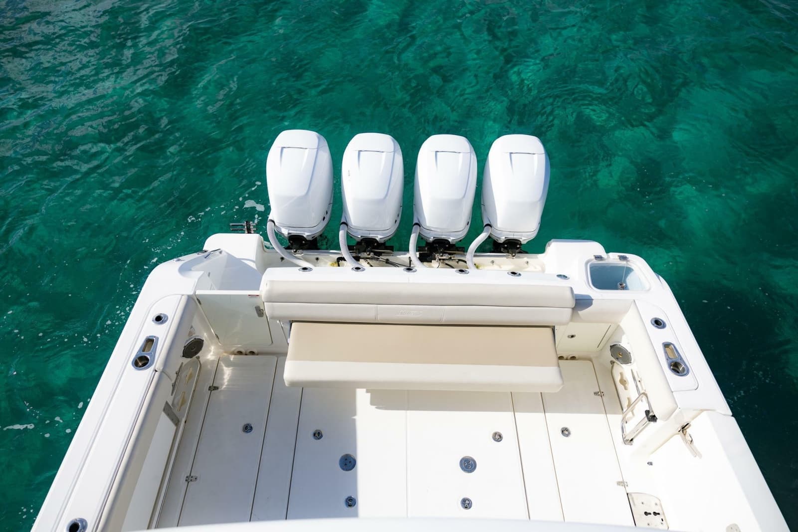 2017 Boston Whaler  - Photo 3