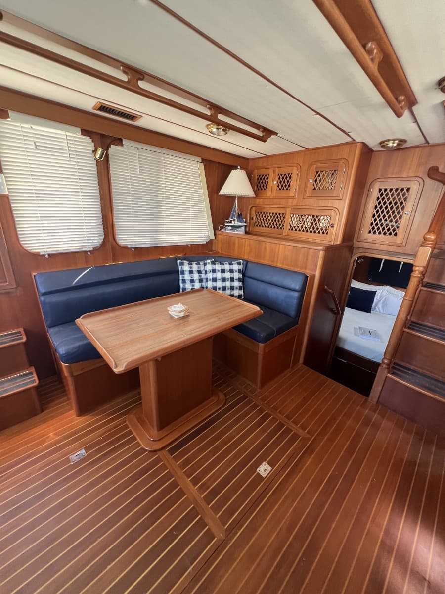 2007 Heritage East 36 Sundeck Trawler - Photo 10