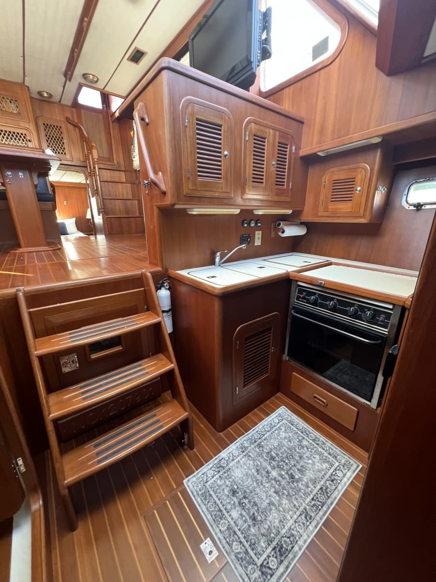 2007 Heritage East 36 Sundeck Trawler - Photo 6