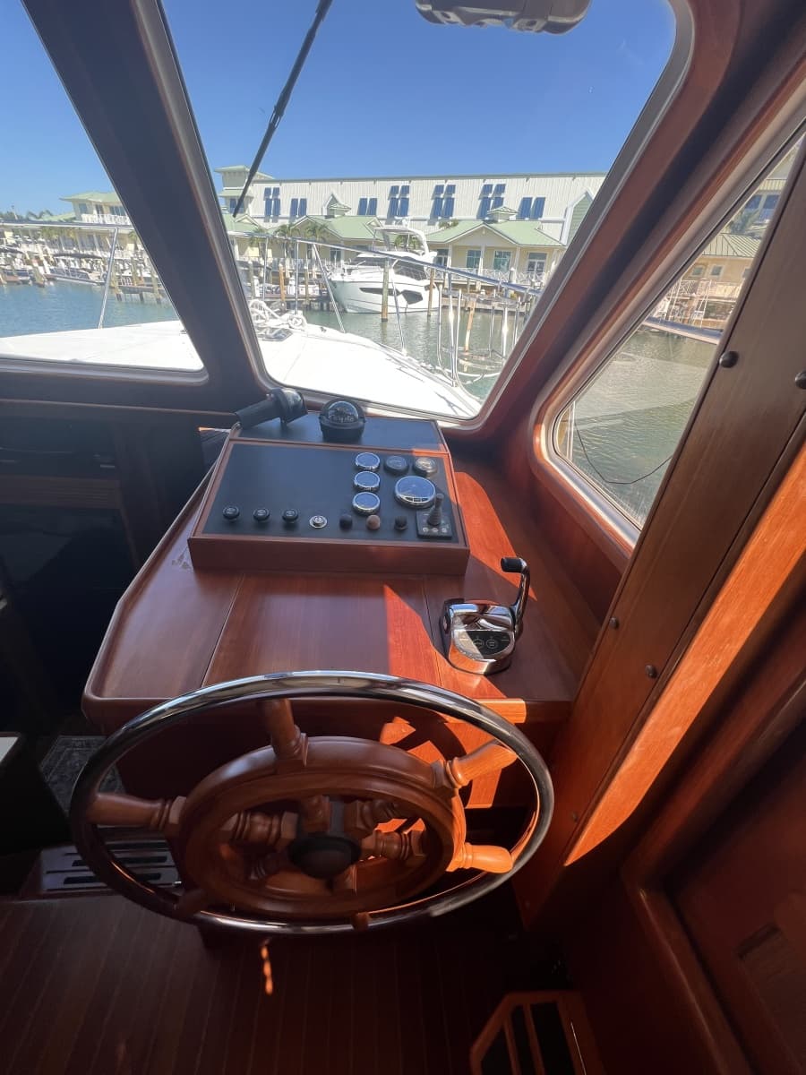 2007 Heritage East 36 Sundeck Trawler - Photo 5
