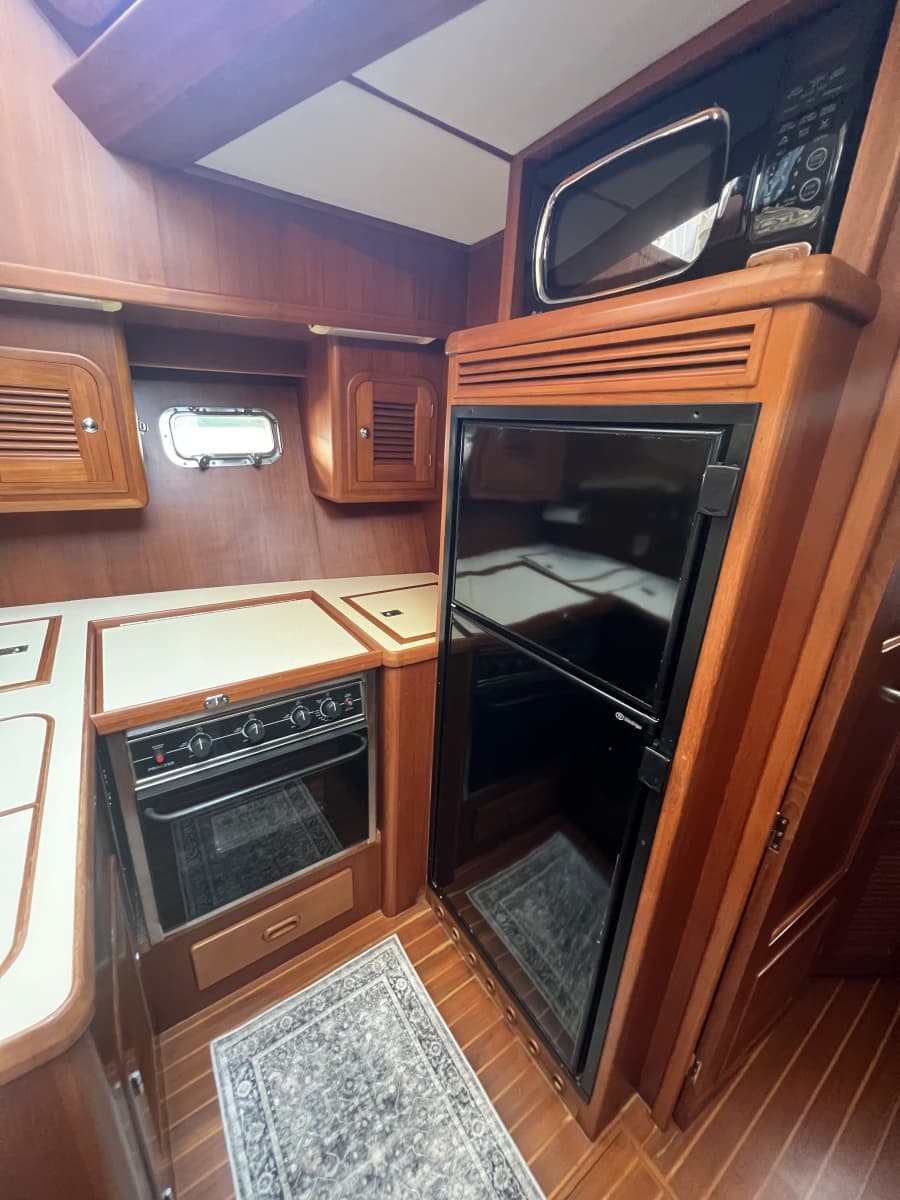 2007 Heritage East 36 Sundeck Trawler - Photo 8