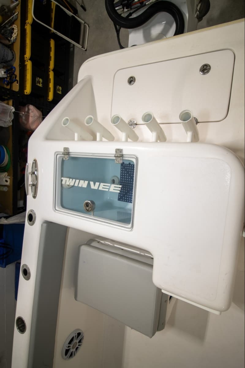 2023 Twin Vee 340 GFX - Photo 19