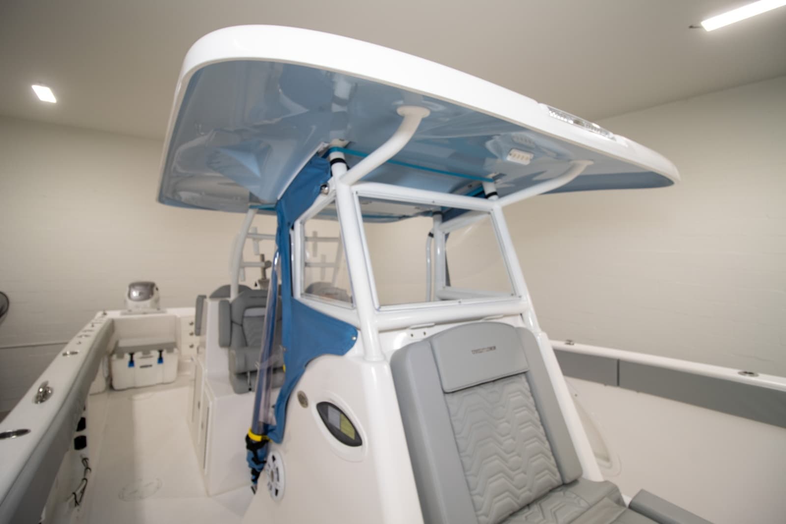 2023 Twin Vee 340 GFX - Photo 24