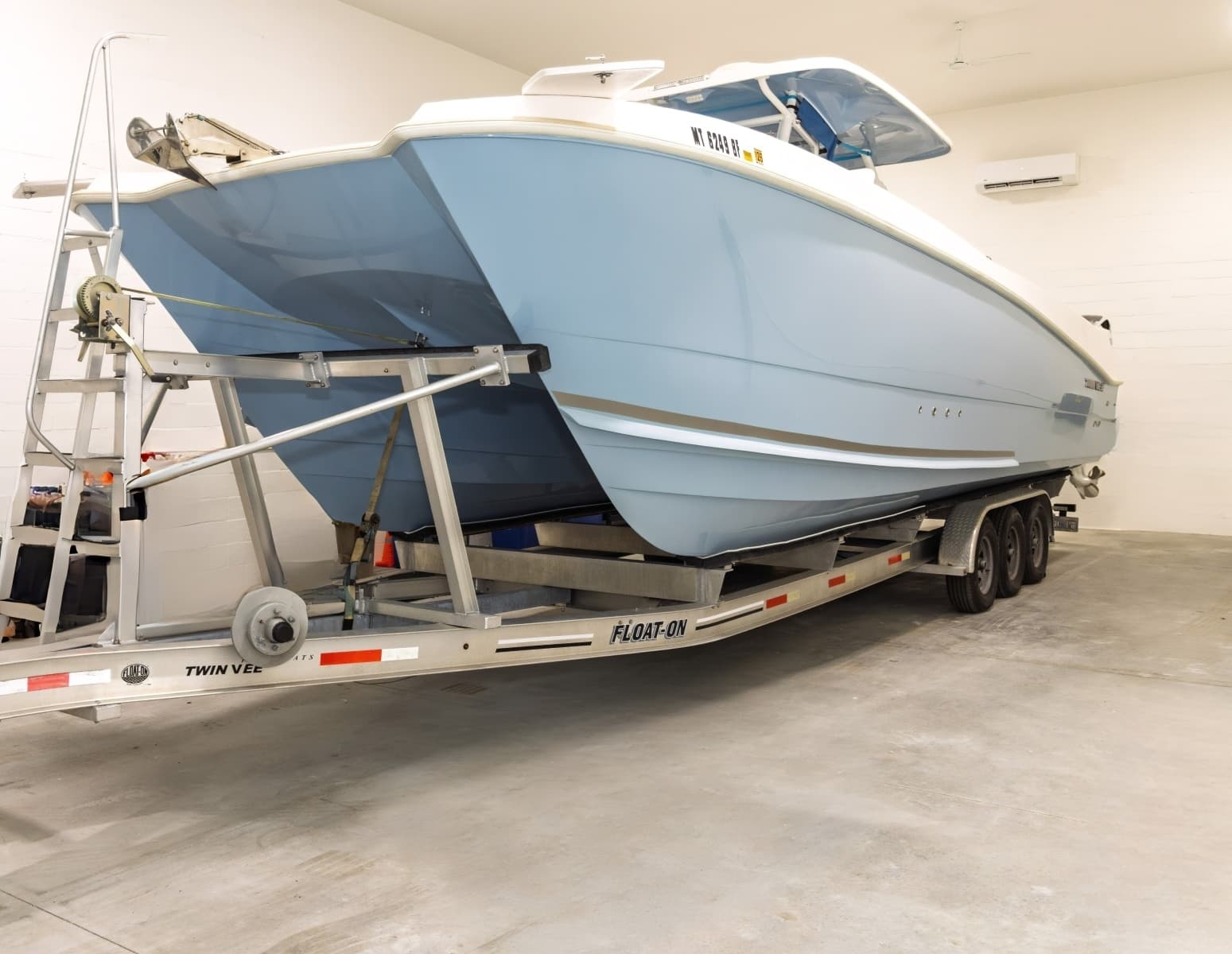 2023 Twin Vee 340 GFX - Photo 2