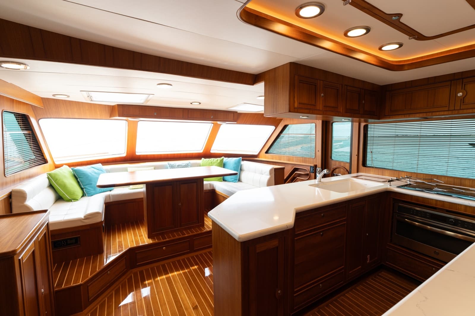 2022 Marlow Explorer 62E - Photo 18