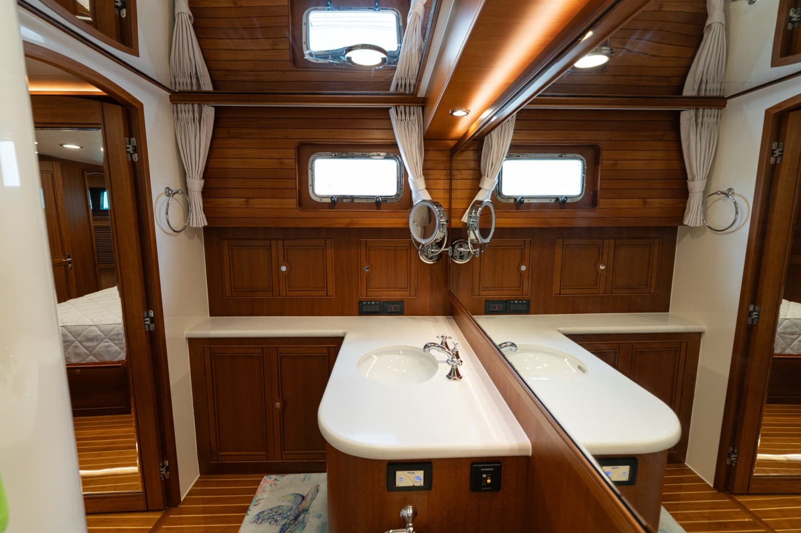 2022 Marlow Explorer 62E - Photo 46