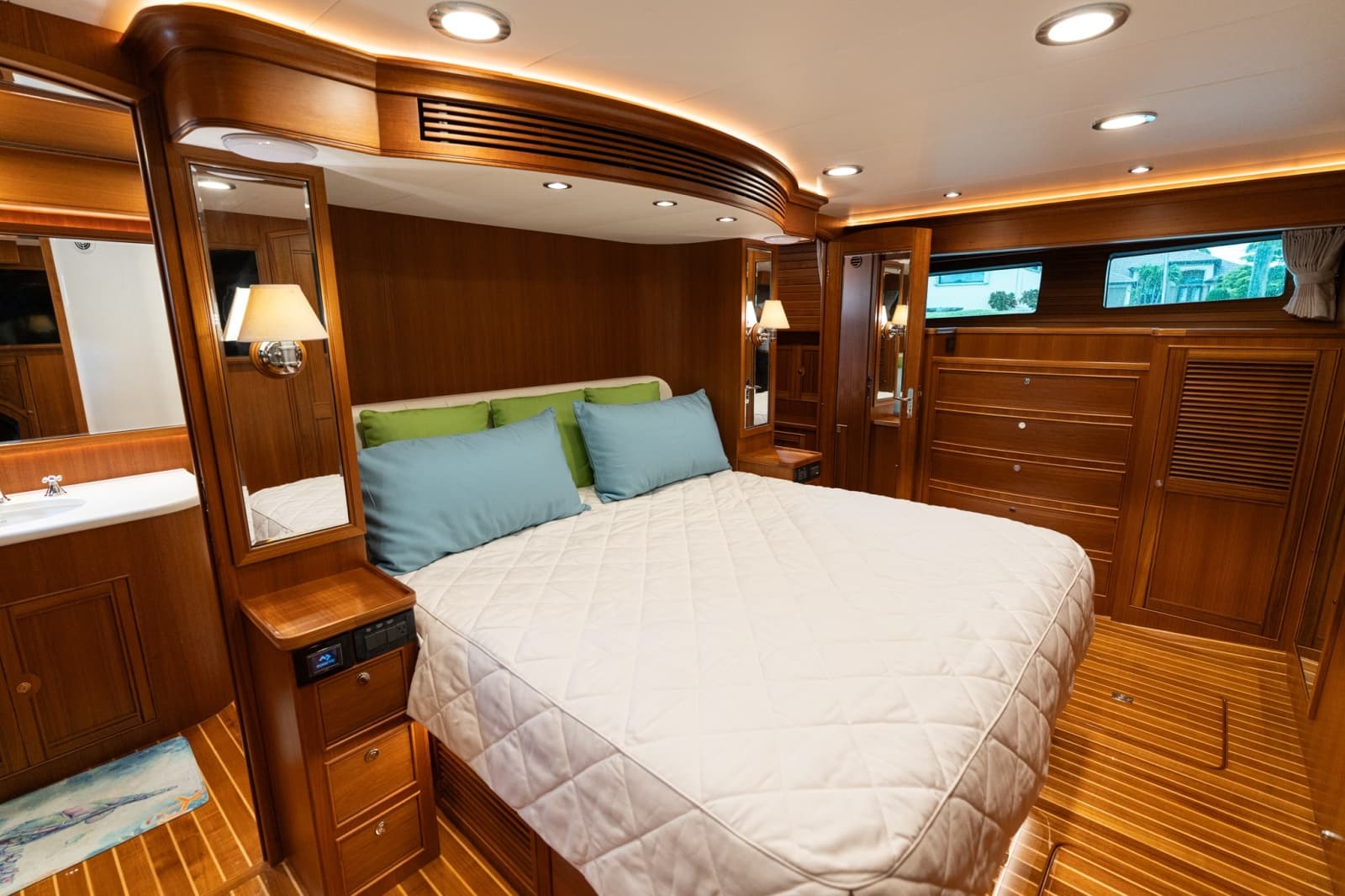 2022 Marlow Explorer 62E - Photo 42