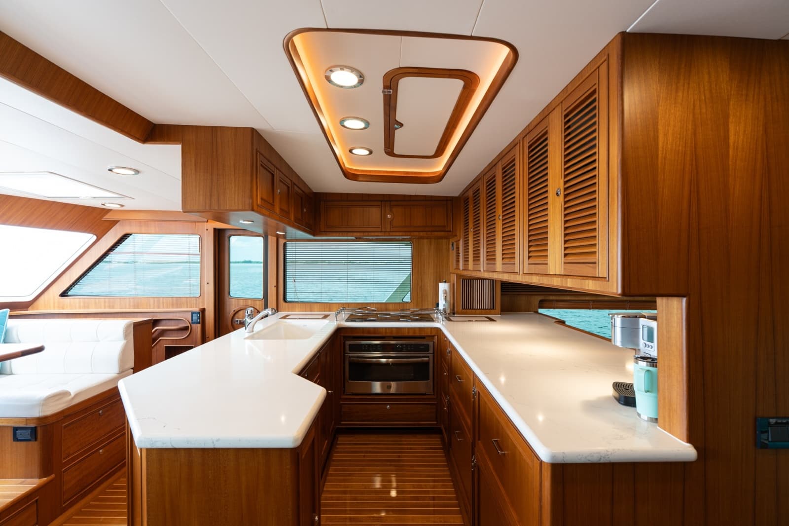 2022 Marlow Explorer 62E - Photo 19