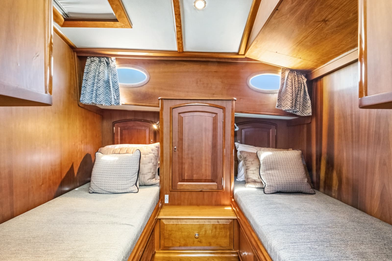 2007 Hinckley TALARIA 55MY - Photo 67