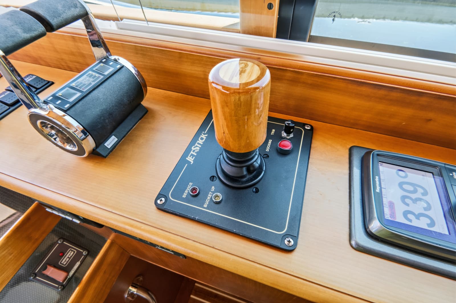 2007 Hinckley TALARIA 55MY - Photo 81