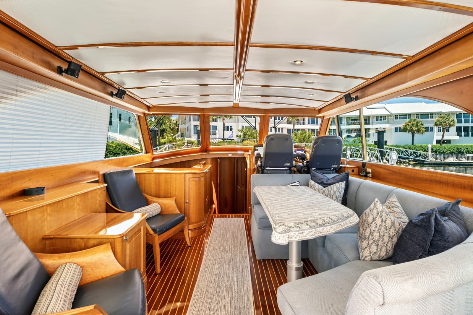 2007 Hinckley TALARIA 55MY - Photo 10