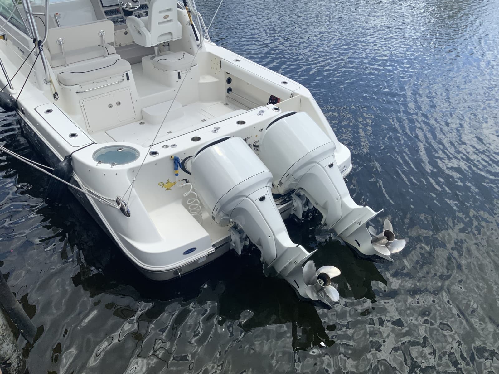 2007 Robalo R305 Walkaround - Photo 16
