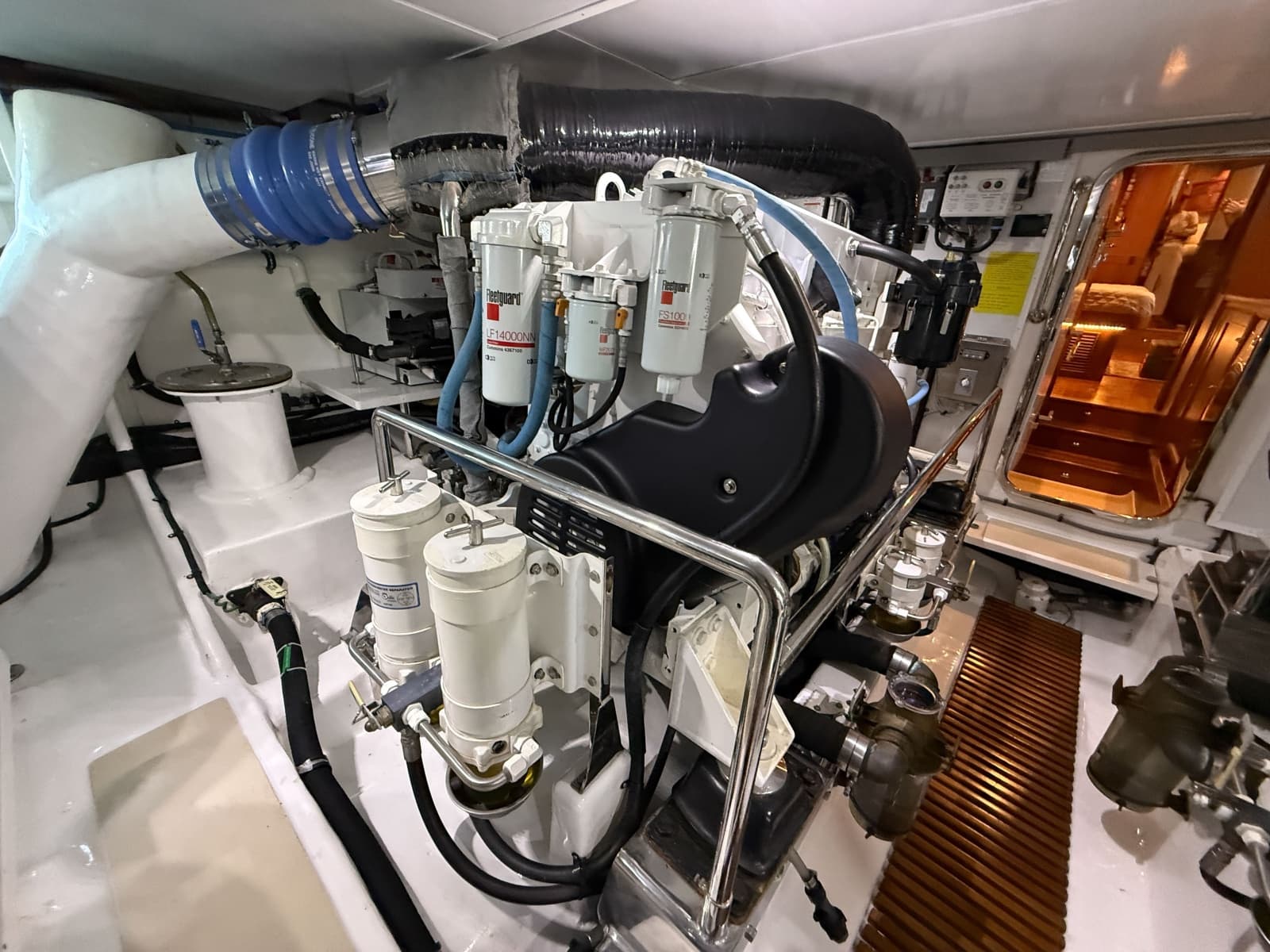 2017 Marlow Explorer 49E - Photo 33
