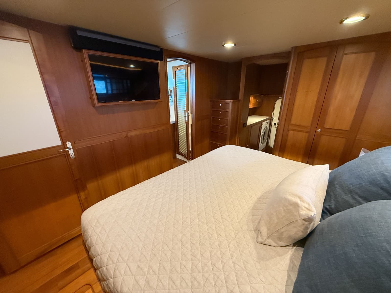 2017 Marlow Explorer 49E - Photo 27