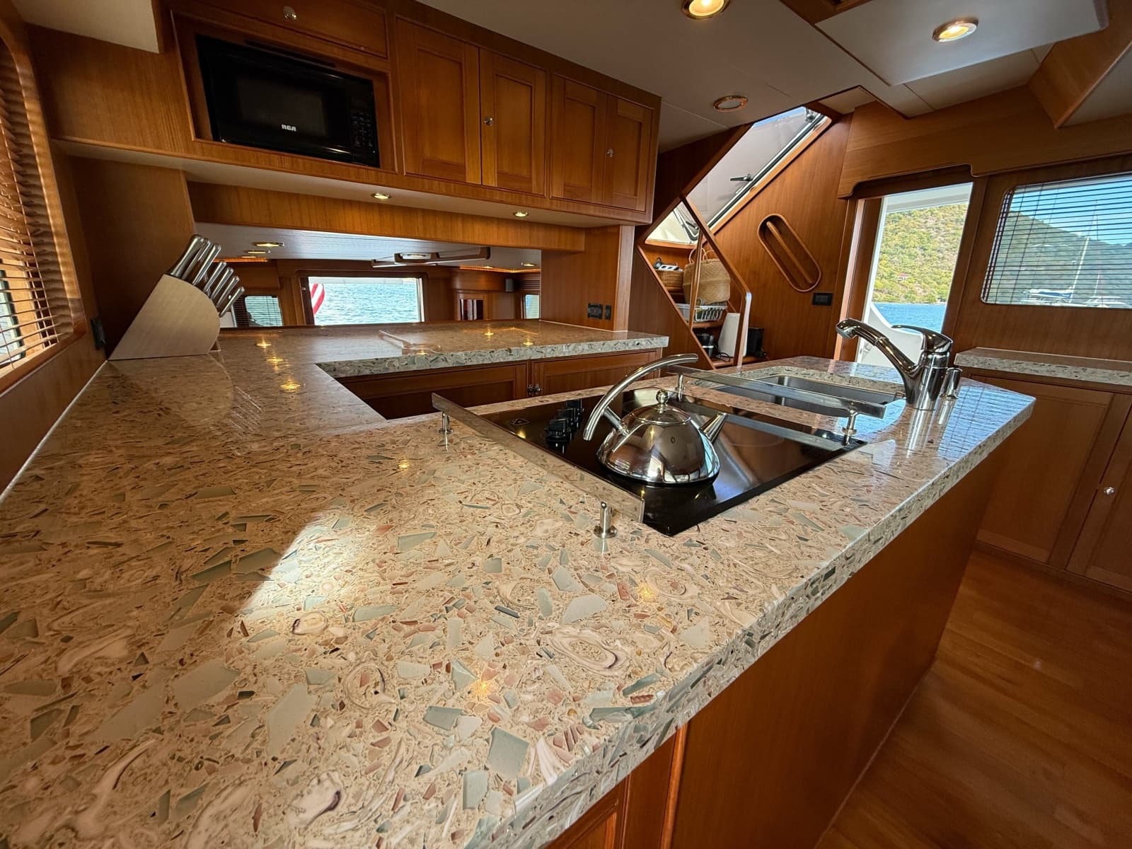 2017 Marlow Explorer 49E - Photo 17