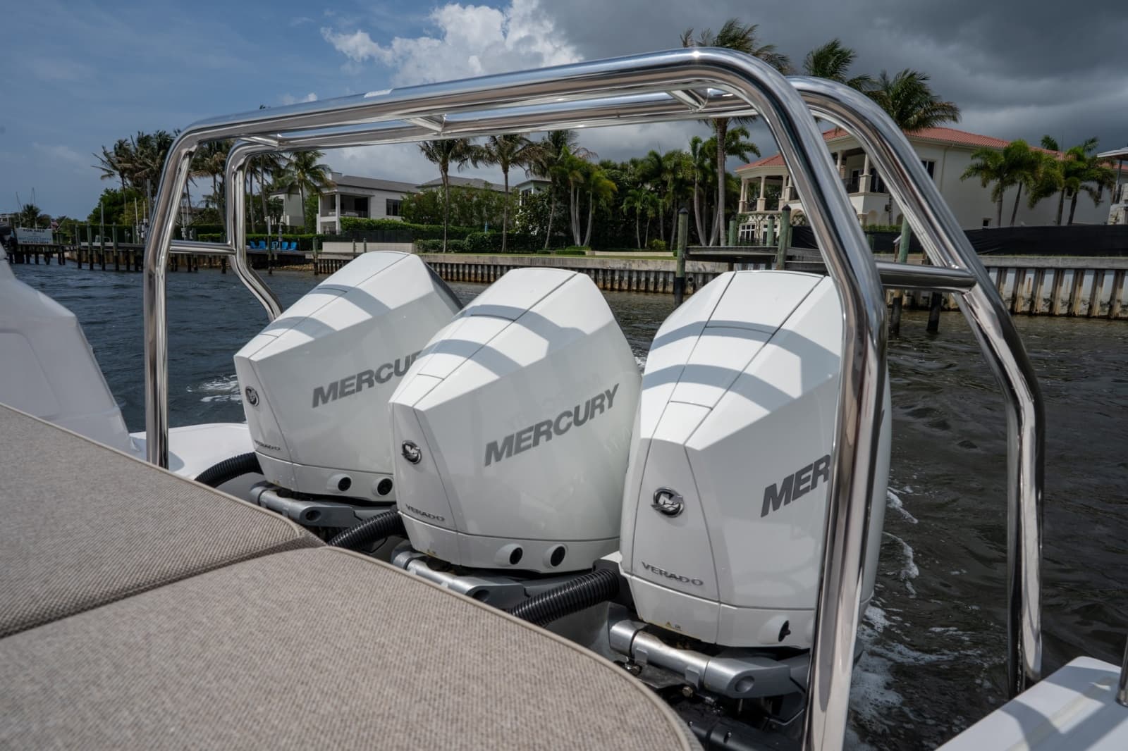 2024 Axopar 45 XC Cross Cabin - Photo 16