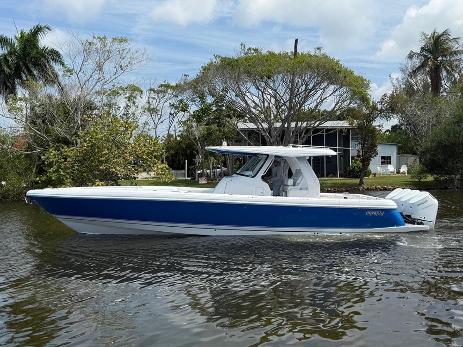 2022 Intrepid 427 Nomad FE - Photo 1
