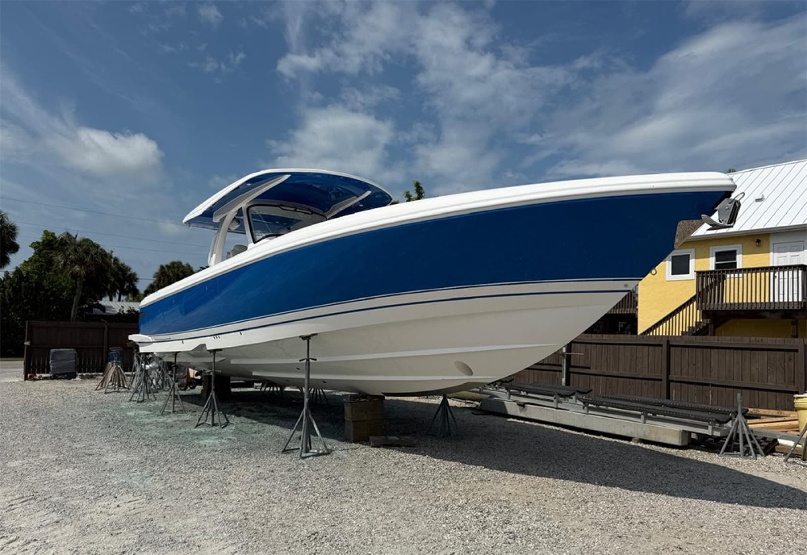 2022 Intrepid 427 Nomad FE - Photo 17