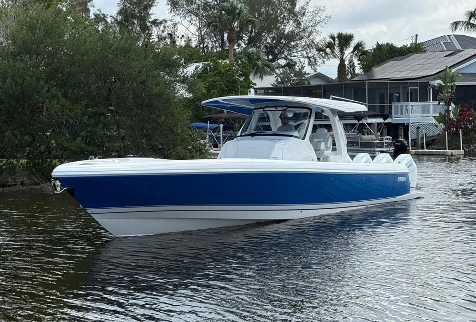 2022 Intrepid 427 Nomad FE - Photo 2
