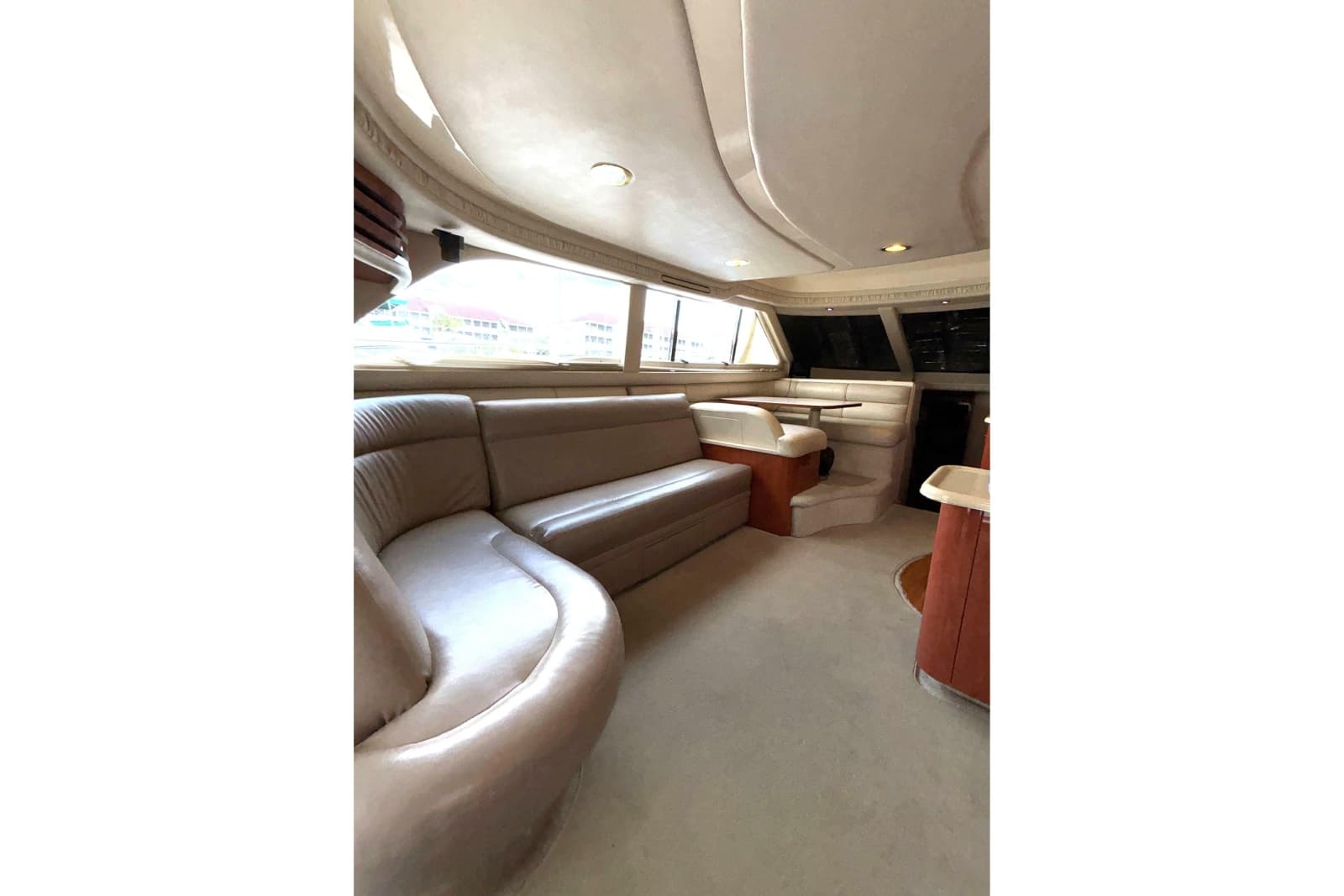 1999 Sea Ray 480 Sedan Bridge - Photo 21
