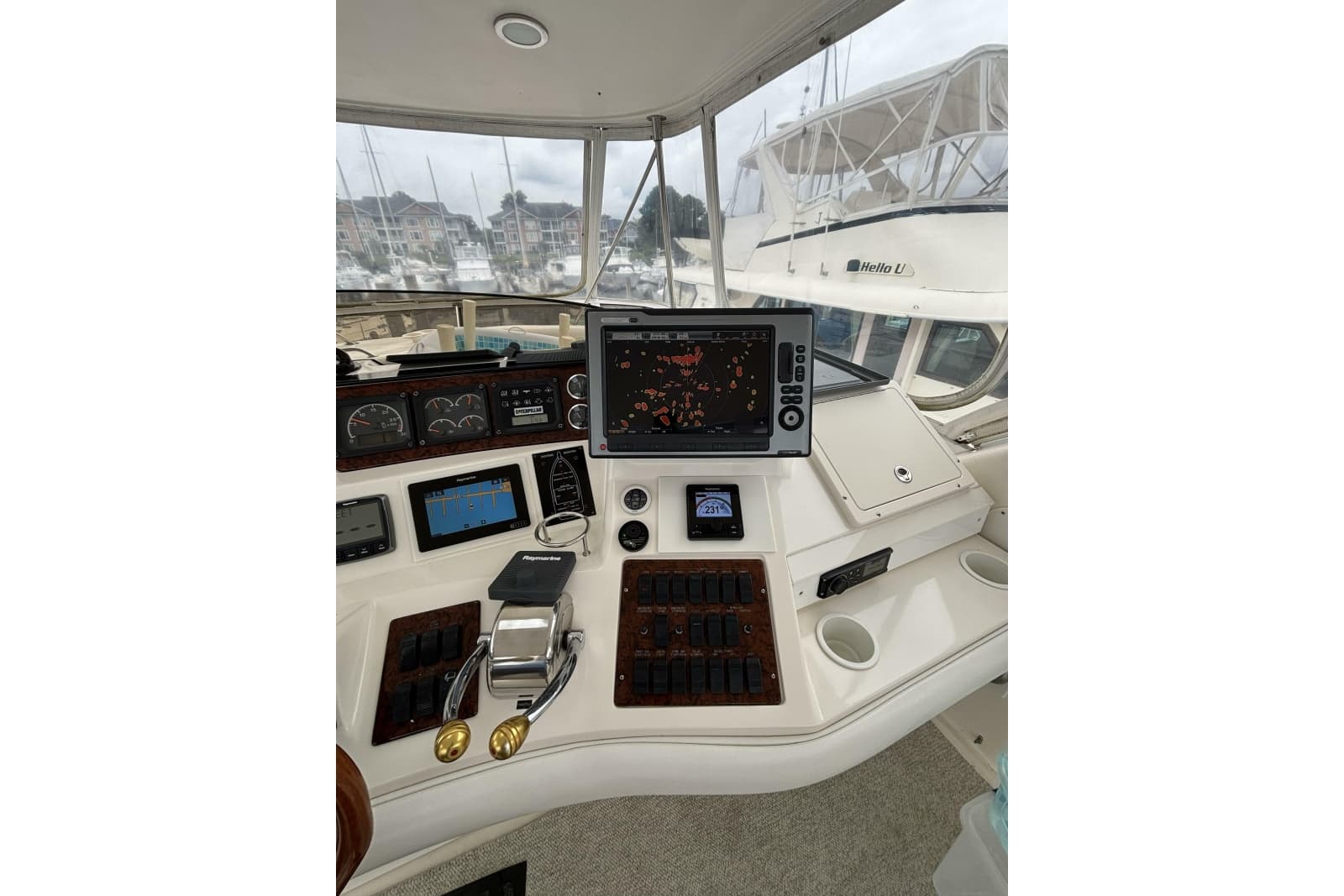 1999 Sea Ray 480 Sedan Bridge - Photo 18