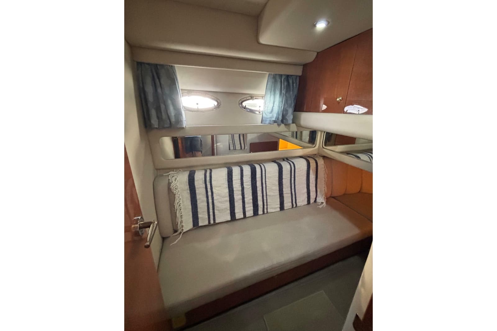1999 Sea Ray 480 Sedan Bridge - Photo 45