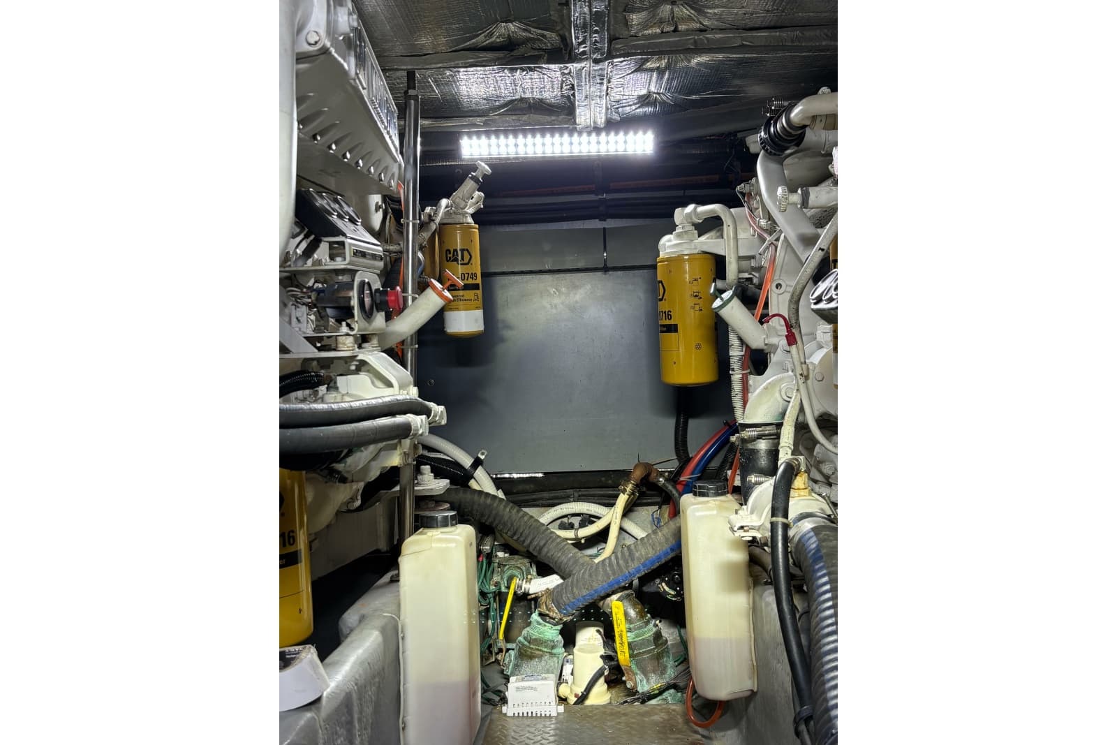 1999 Sea Ray 480 Sedan Bridge - Photo 91