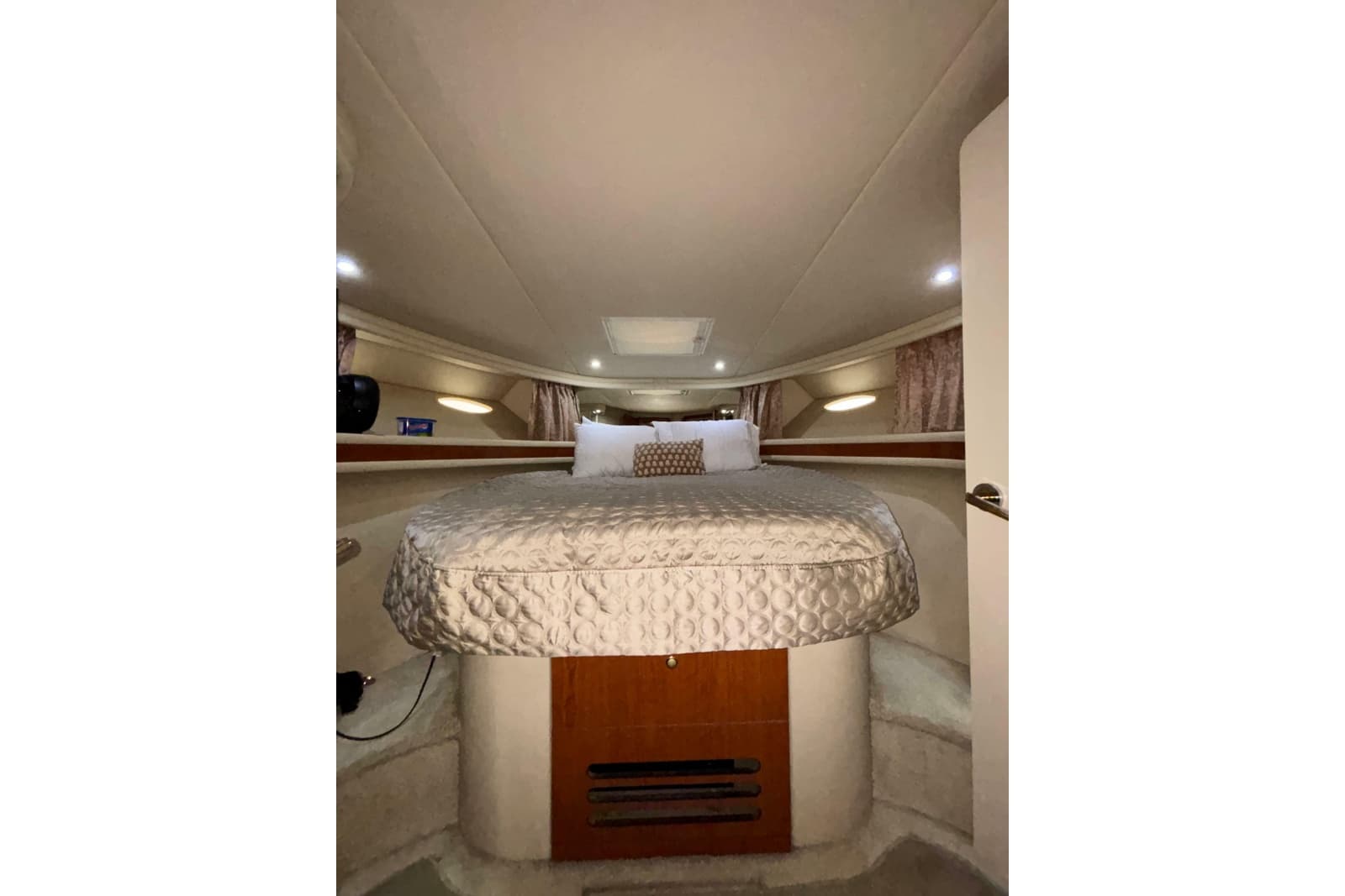 1999 Sea Ray 480 Sedan Bridge - Photo 52