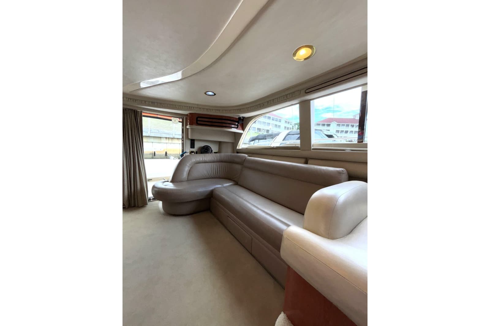 1999 Sea Ray 480 Sedan Bridge - Photo 20