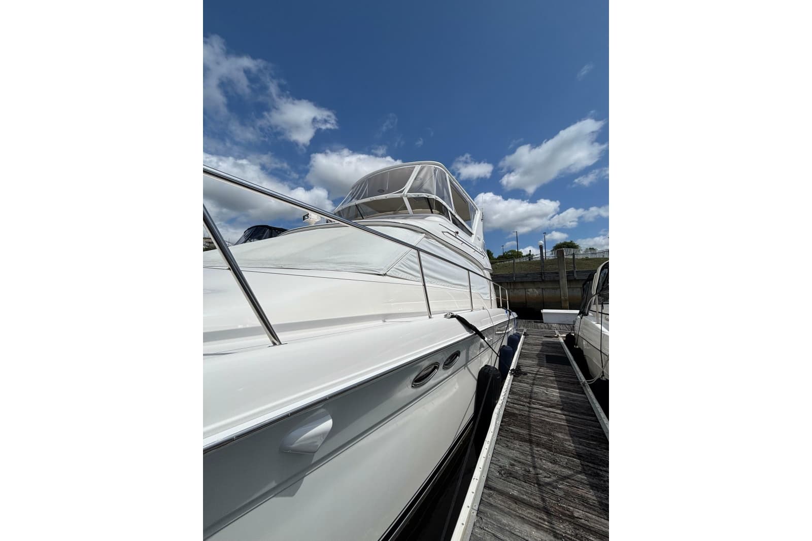 1999 Sea Ray 480 Sedan Bridge - Photo 12