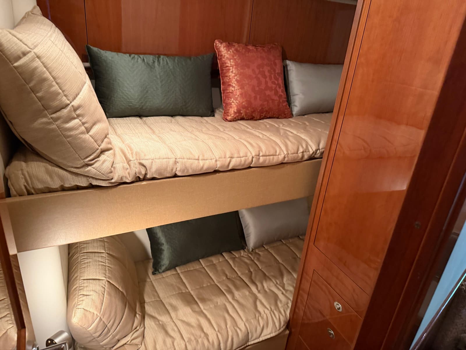 2009 Sea Ray 52 SEDAN BRIDGE - Photo 48