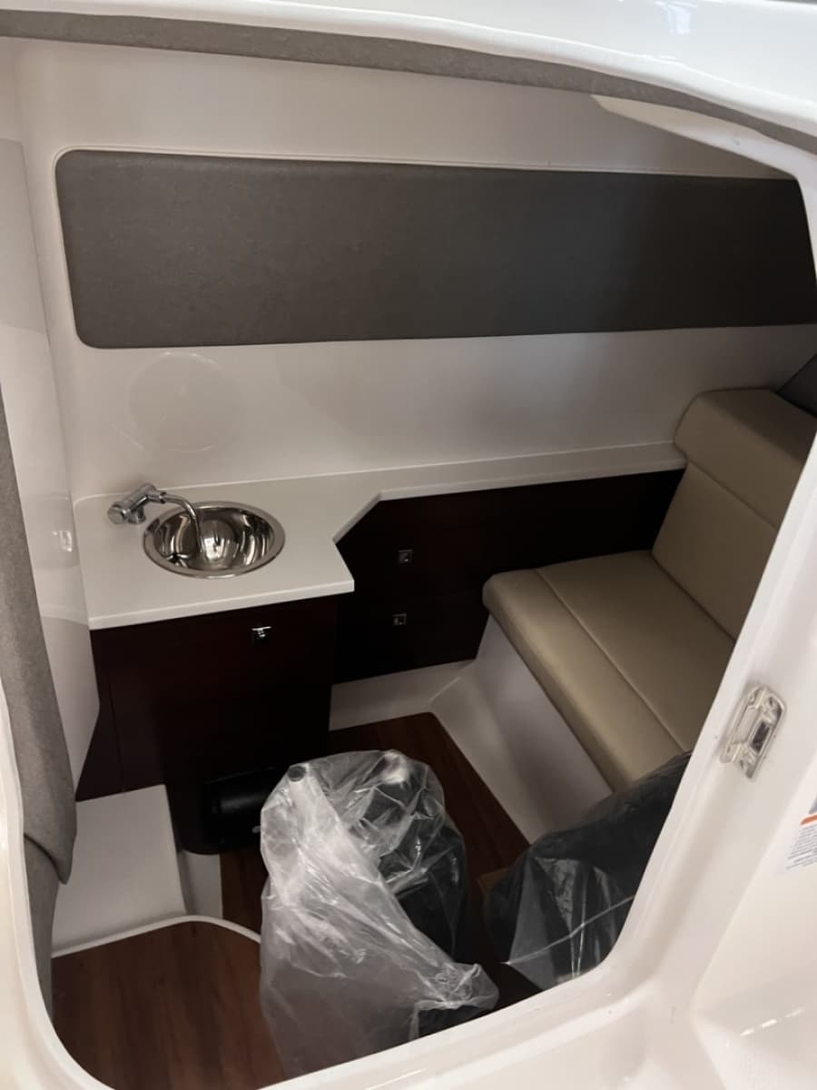 2023 Chaparral 280 OSX - Photo 9
