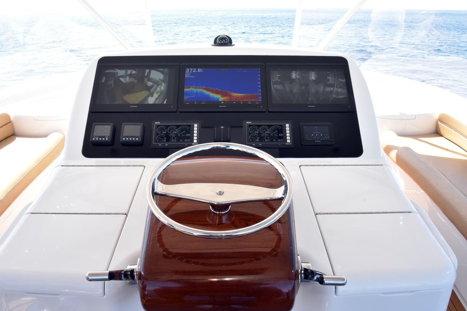 2016 Viking 55 Convertible - Photo 34