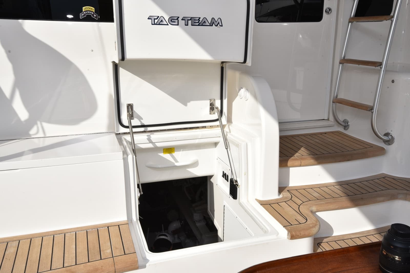 2016 Viking 55 Convertible - Photo 43