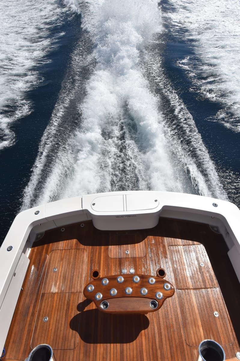 2016 Viking 55 Convertible - Photo 40