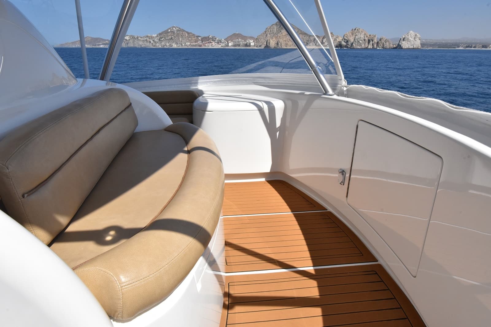 2016 Viking 55 Convertible - Photo 39