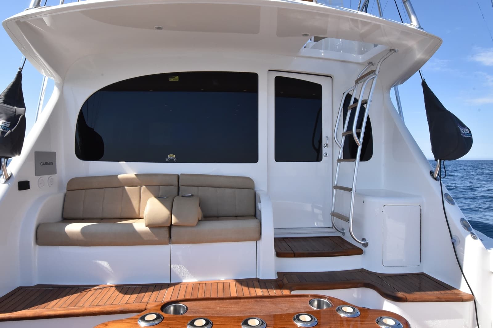 2016 Viking 55 Convertible - Photo 6