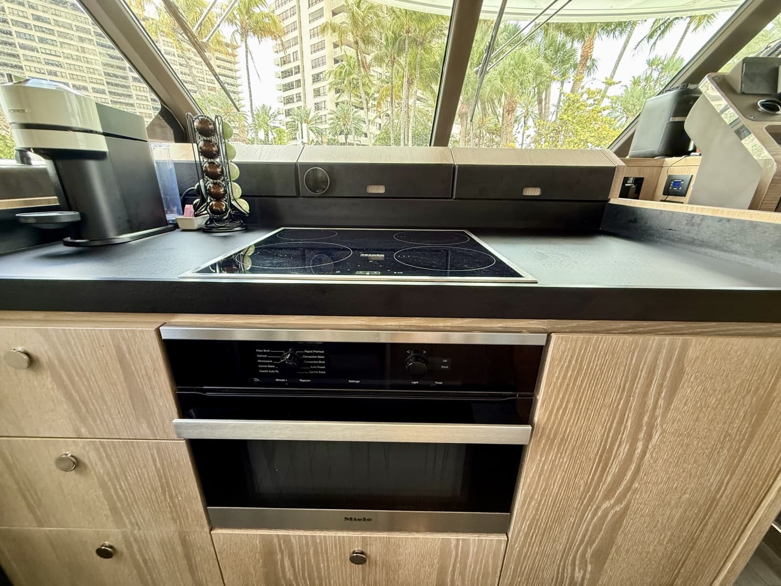2020 Azimut Magellano 66 - Photo 33