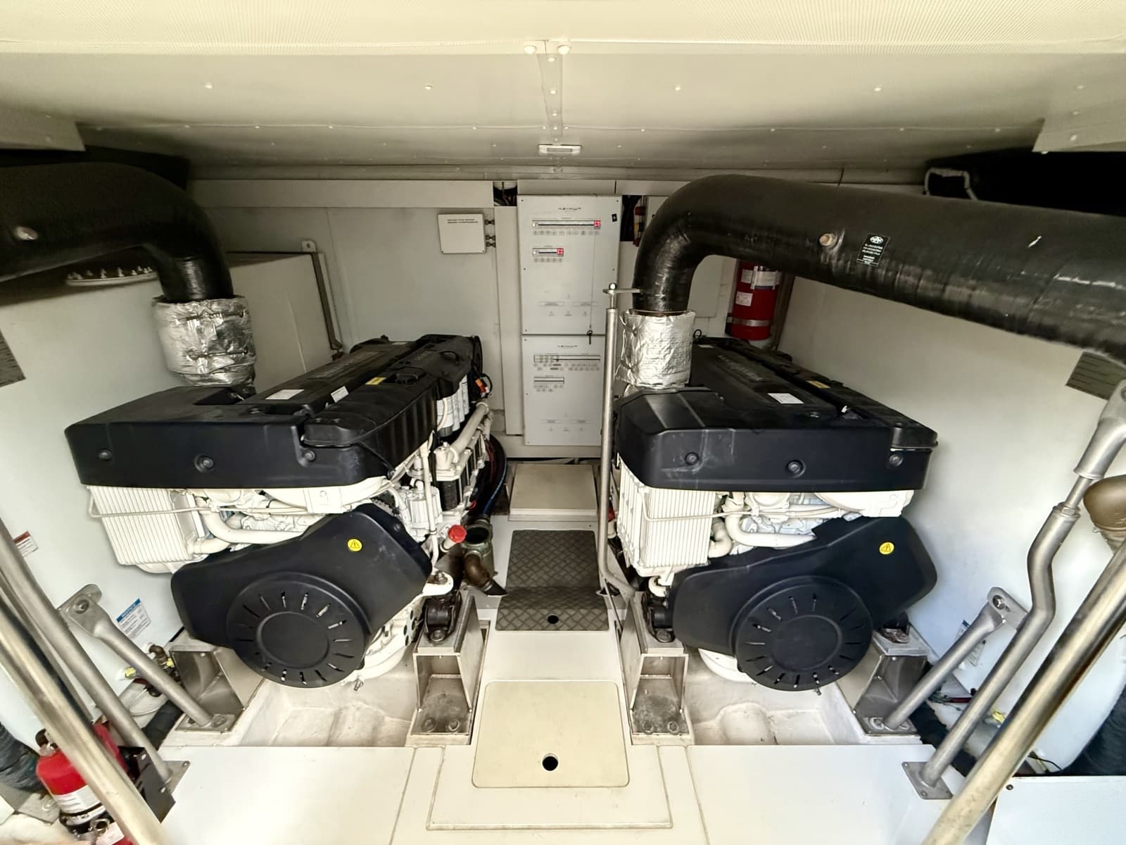 2020 Azimut Magellano 66 - Photo 82