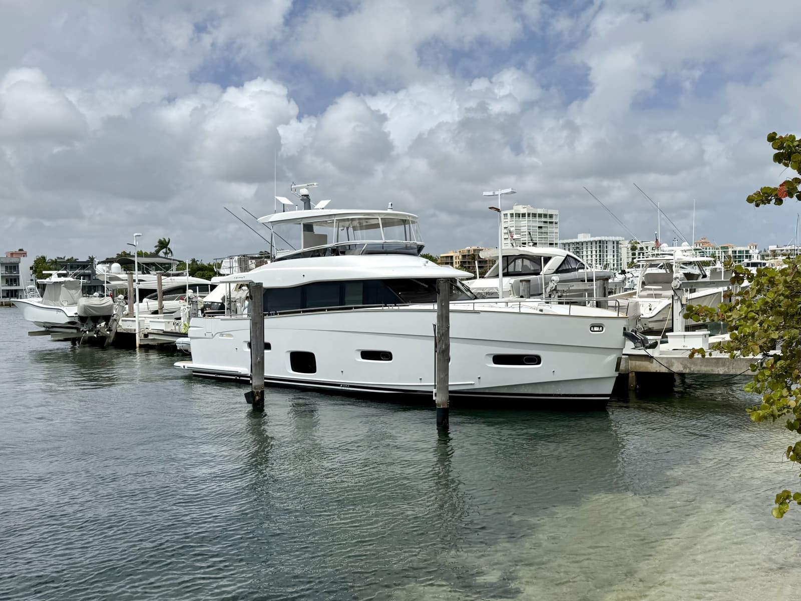 2020 Azimut Magellano 66 - Photo 96
