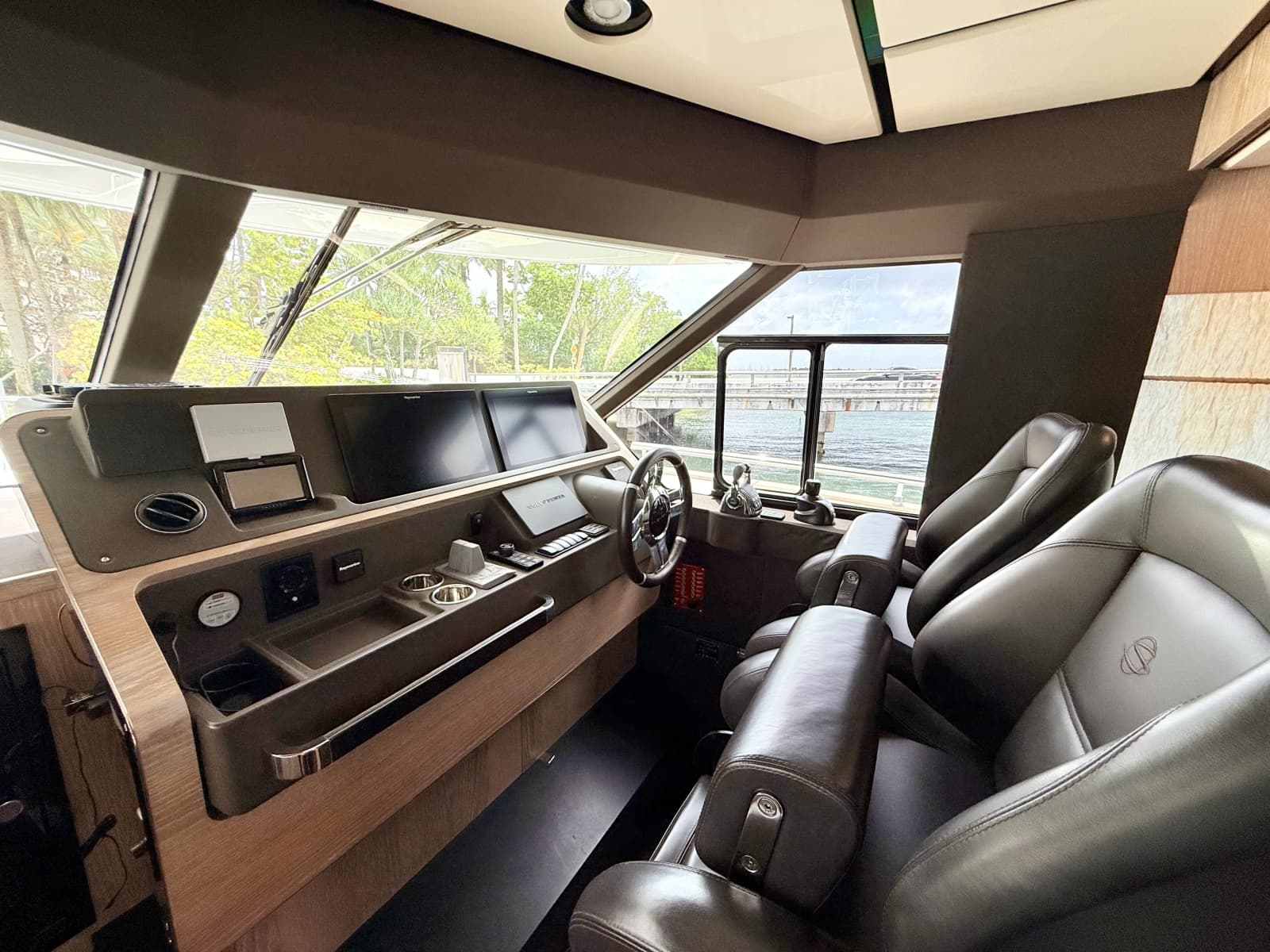 2020 Azimut Magellano 66 - Photo 37