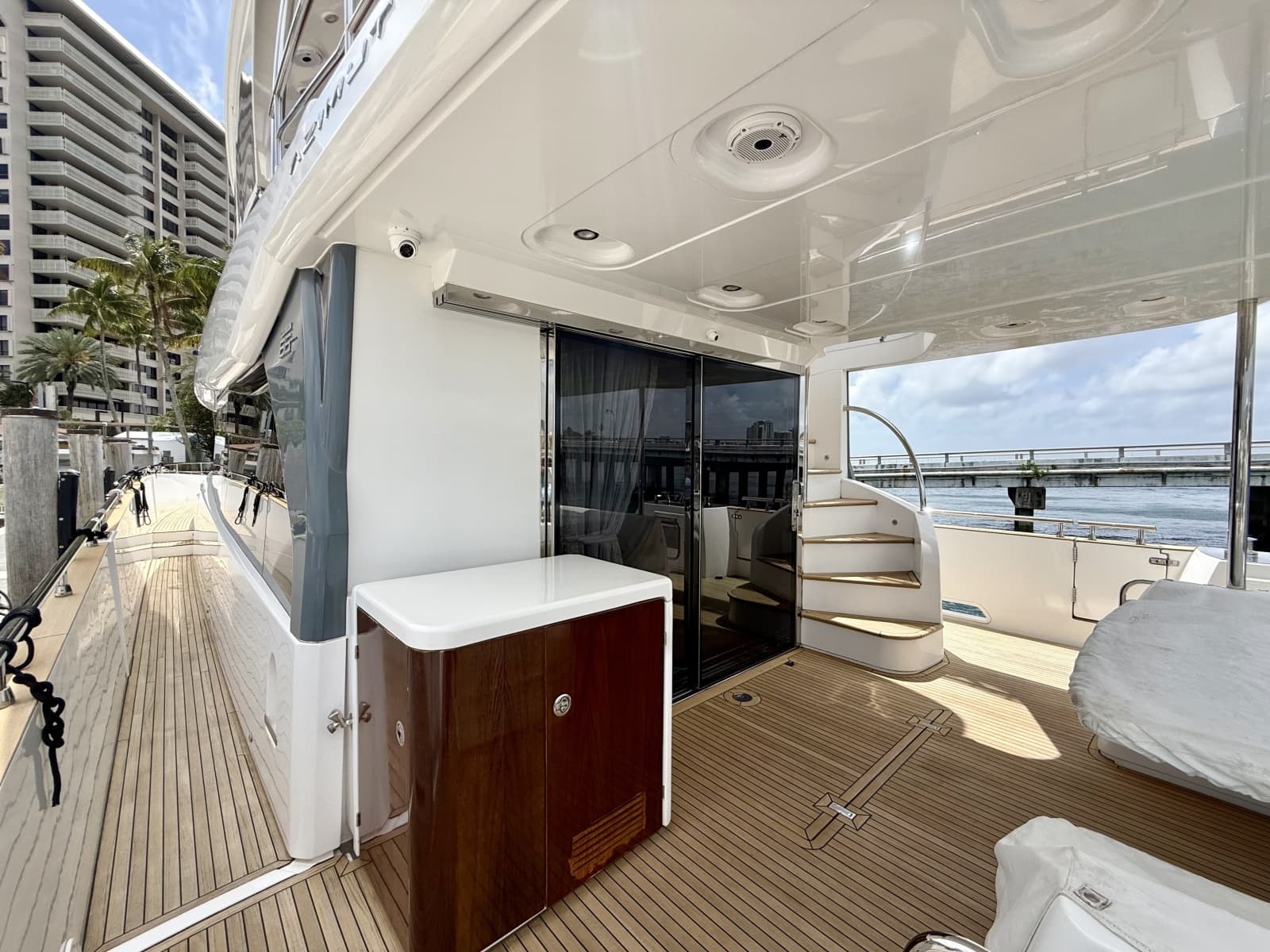 2020 Azimut Magellano 66 - Photo 6