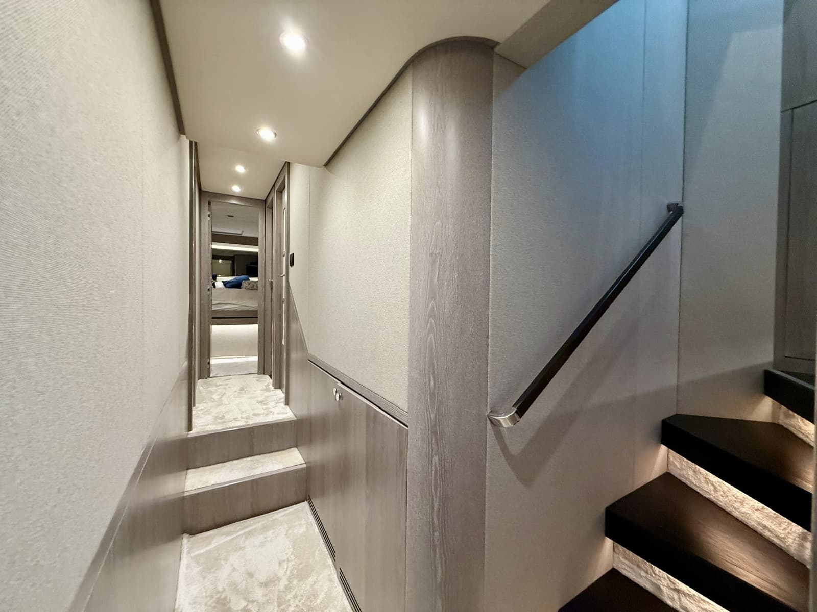 2020 Azimut Magellano 66 - Photo 62