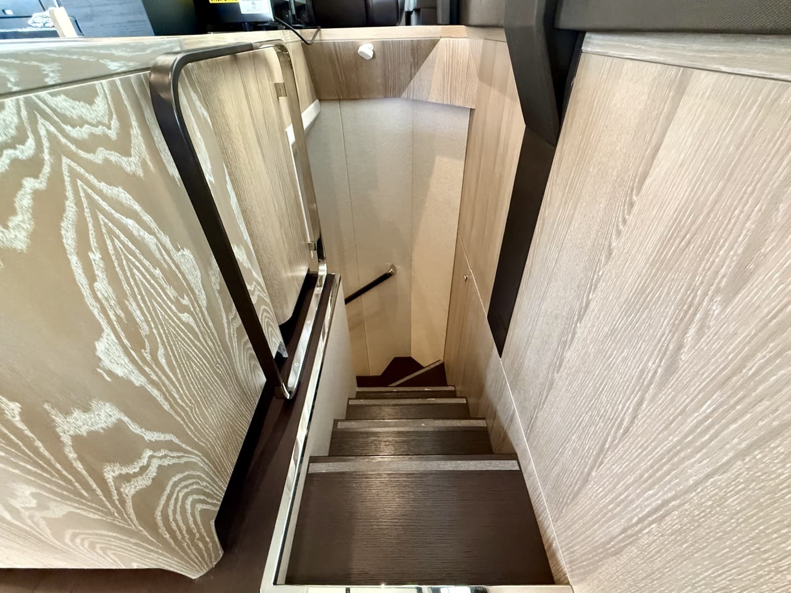 2020 Azimut Magellano 66 - Photo 47