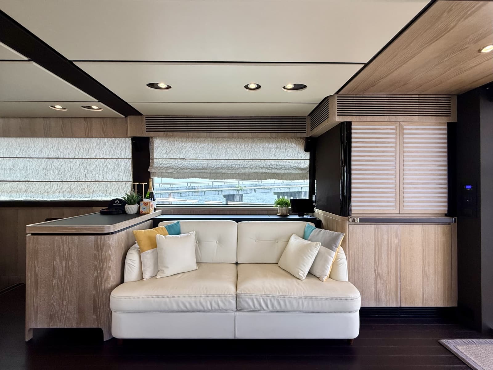 2020 Azimut Magellano 66 - Photo 27
