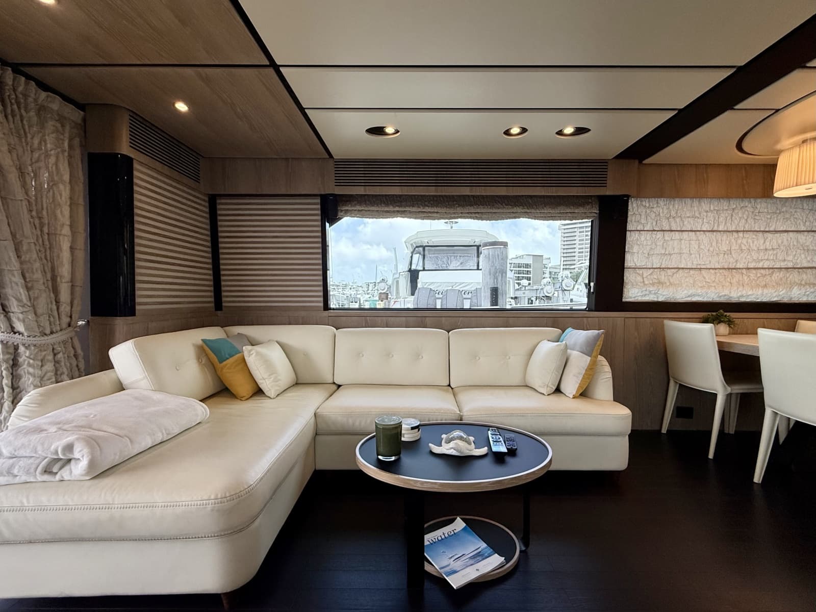 2020 Azimut Magellano 66 - Photo 28