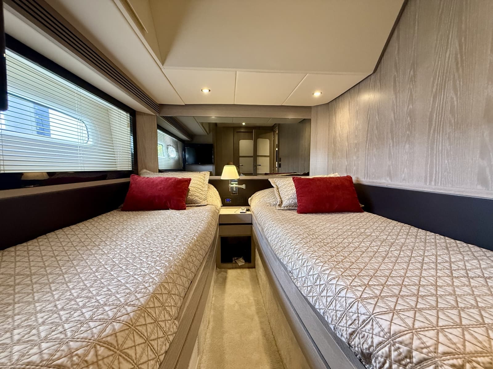 2020 Azimut Magellano 66 - Photo 75