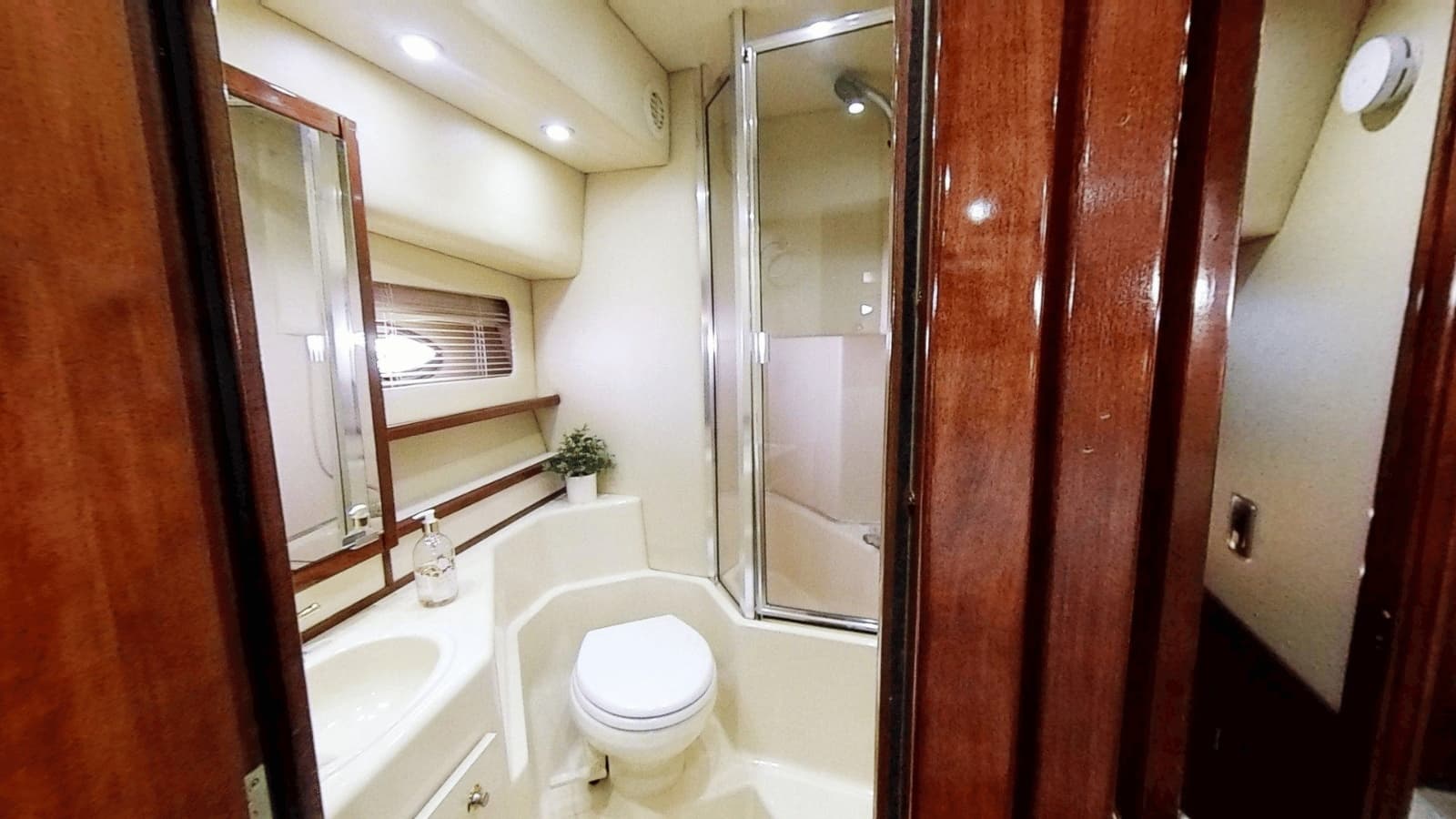 2008 Meridian 490 Pilot House - Photo 24