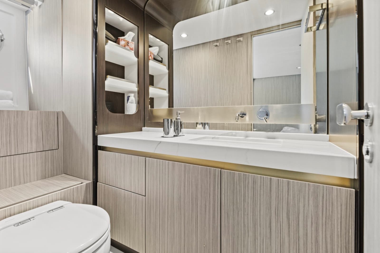 2019 Azimut 60 FLY - Photo 50